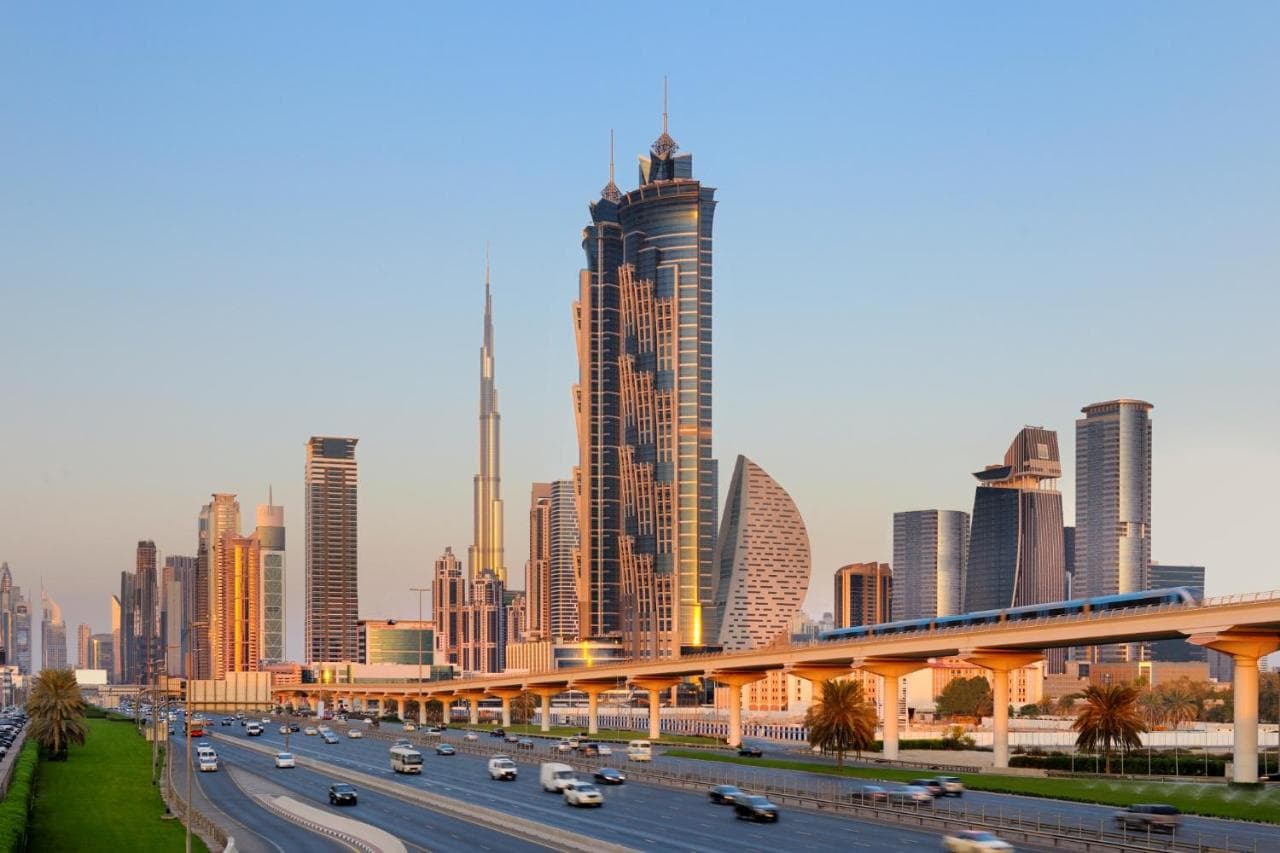JW Marriott Marquis Hotel Dubai - image 2
